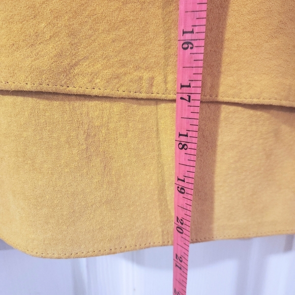 Danier Leather Suede Yellow Skirt Size 16 - Picture 5 of 5